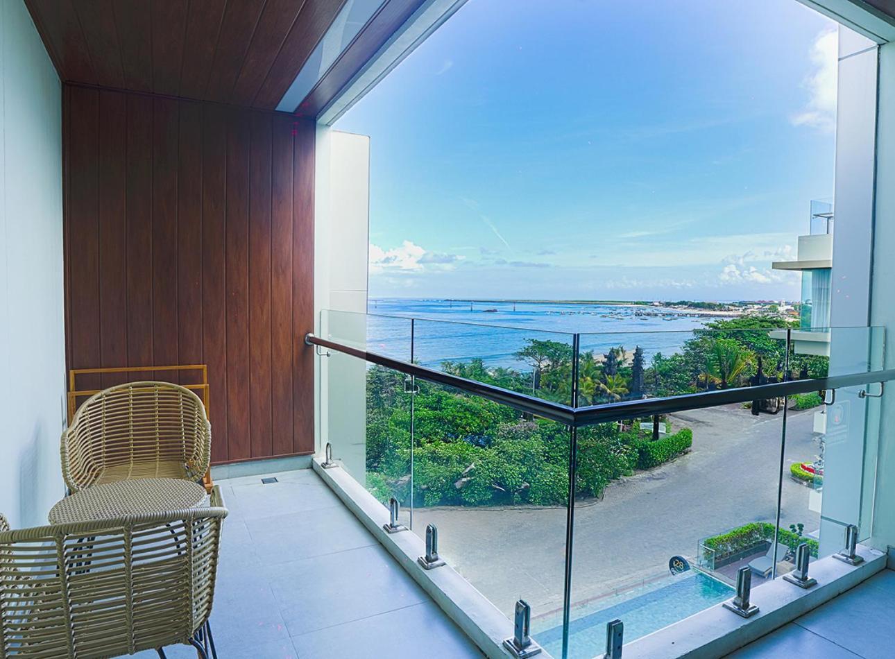 Platinum Hotel Jimbaran Beach Bali Extérieur photo